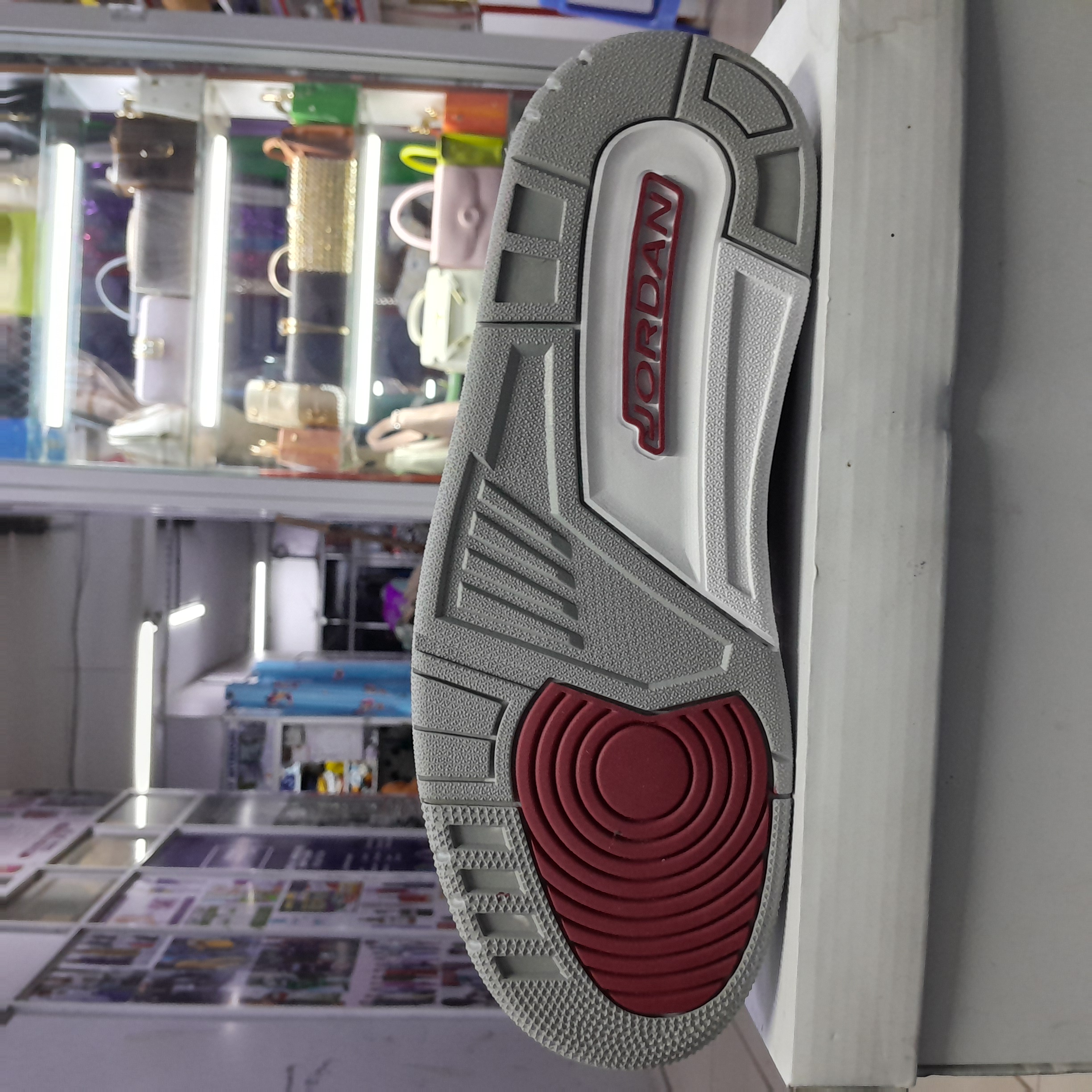 Jordan 3 gallery image