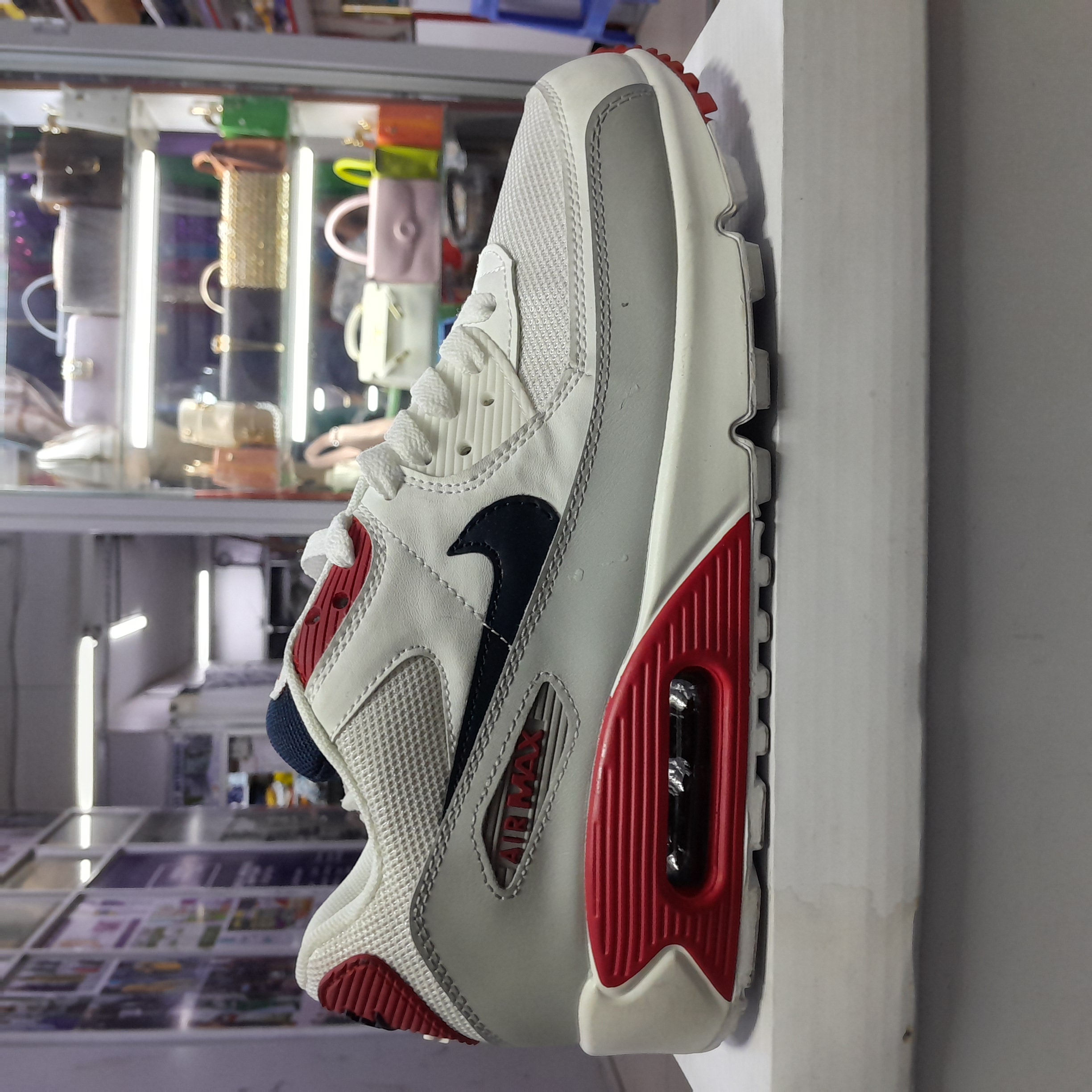 Air Max 90 gallery image