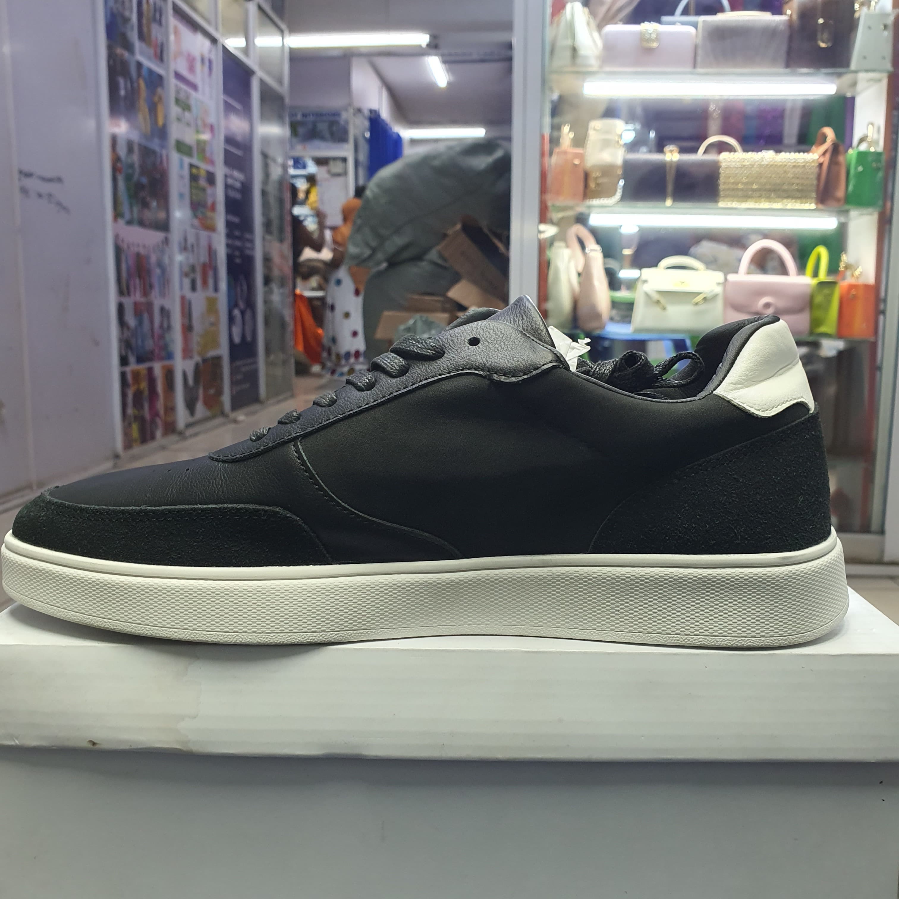 Adidas Casual gallery image