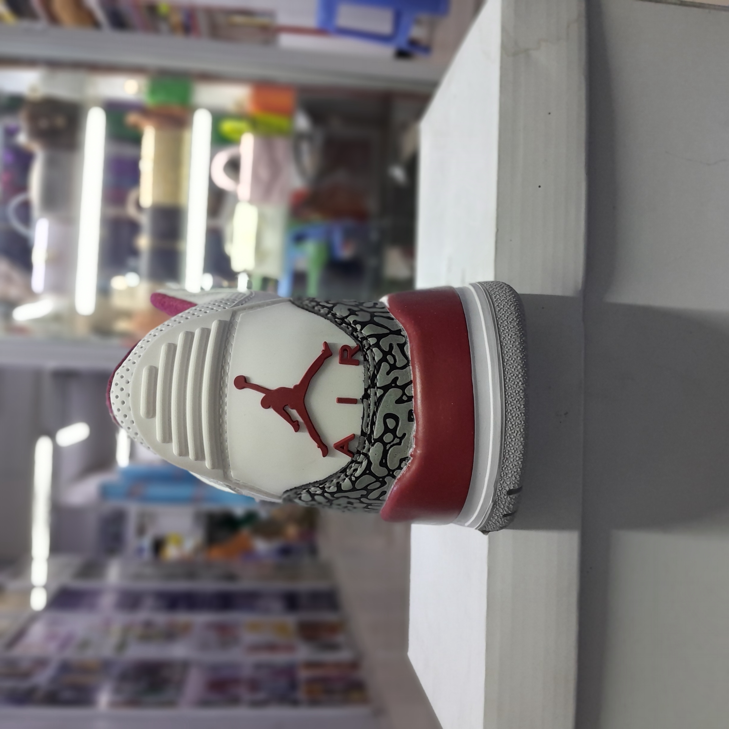 Jordan 3 gallery image