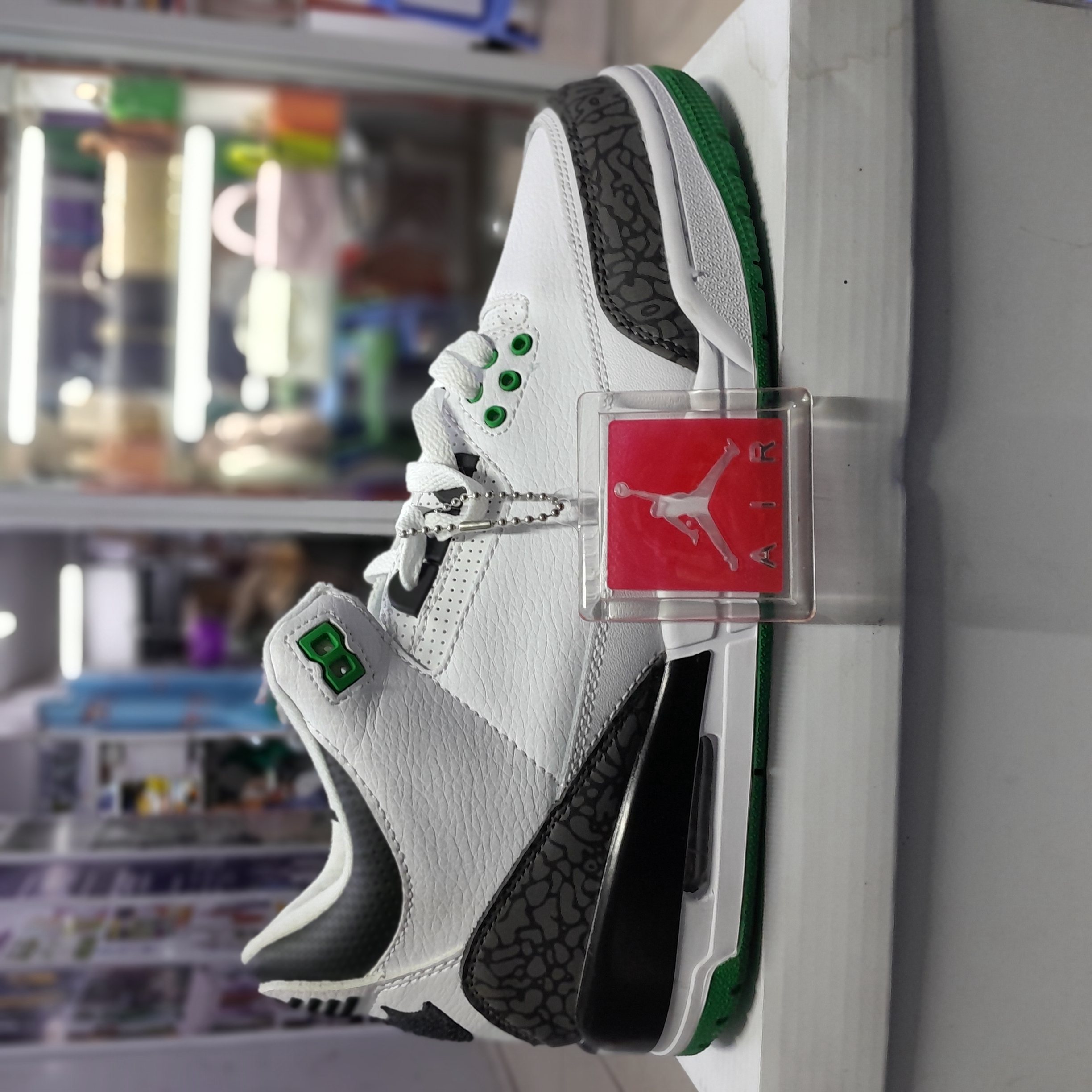 Jordan 3 gallery image