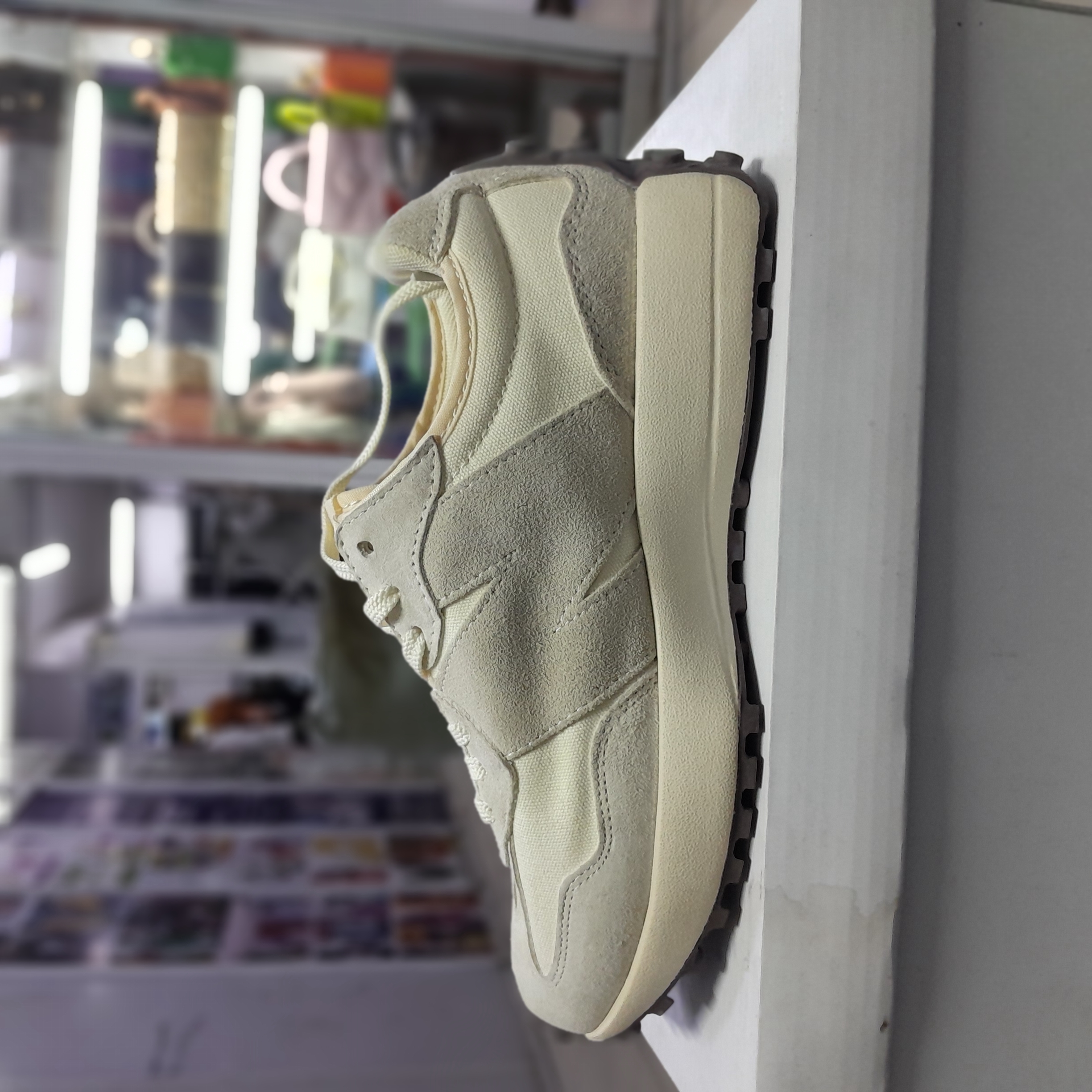 New Balance 527 gallery image